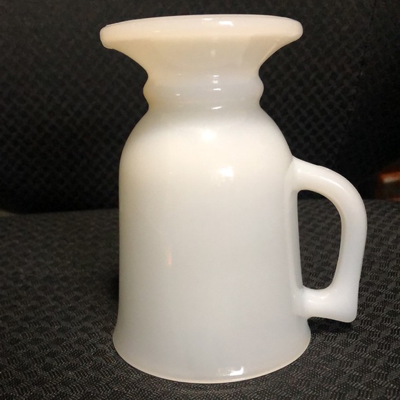 Vintage Walt Disney world milk glass footed Mom cup, mug. - Picture 4 of 10